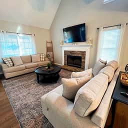 Cozy Getaway: Extended Stay, 5BR Open Air Near DT