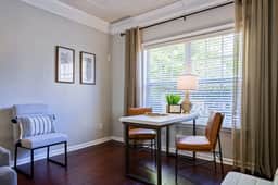 1431 Bay Overlook Dr, Woodstock