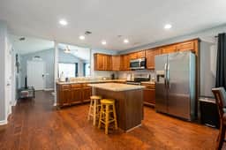 18 Larkspur Ln, Emerson