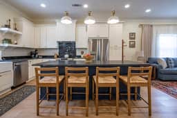 Newly Renovated Historic Atco Village Retreat