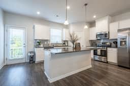 3-Story Pet-Friendly Retreat with Private Suites - Image 3