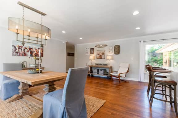 3926 Pineview, Smyrna