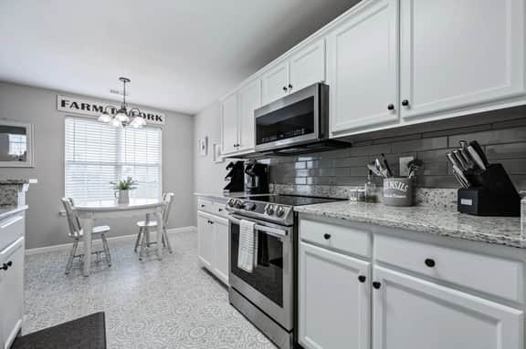 11 Cobblestone, Cartersville