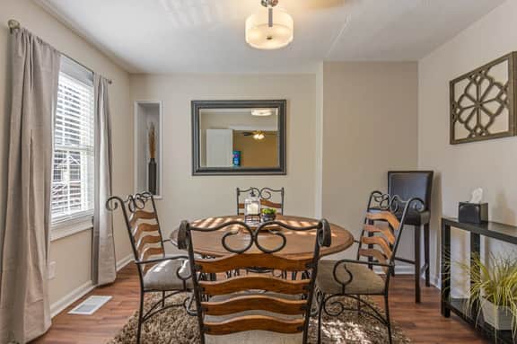 27 West Ridge Drive SE, Cartersville