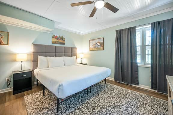 4297 Earney Rd, Unit 2, Woodstock