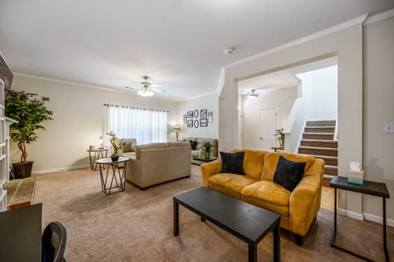 Quiet 3BR Near Parks & Lakes - 5% & 10% Deals